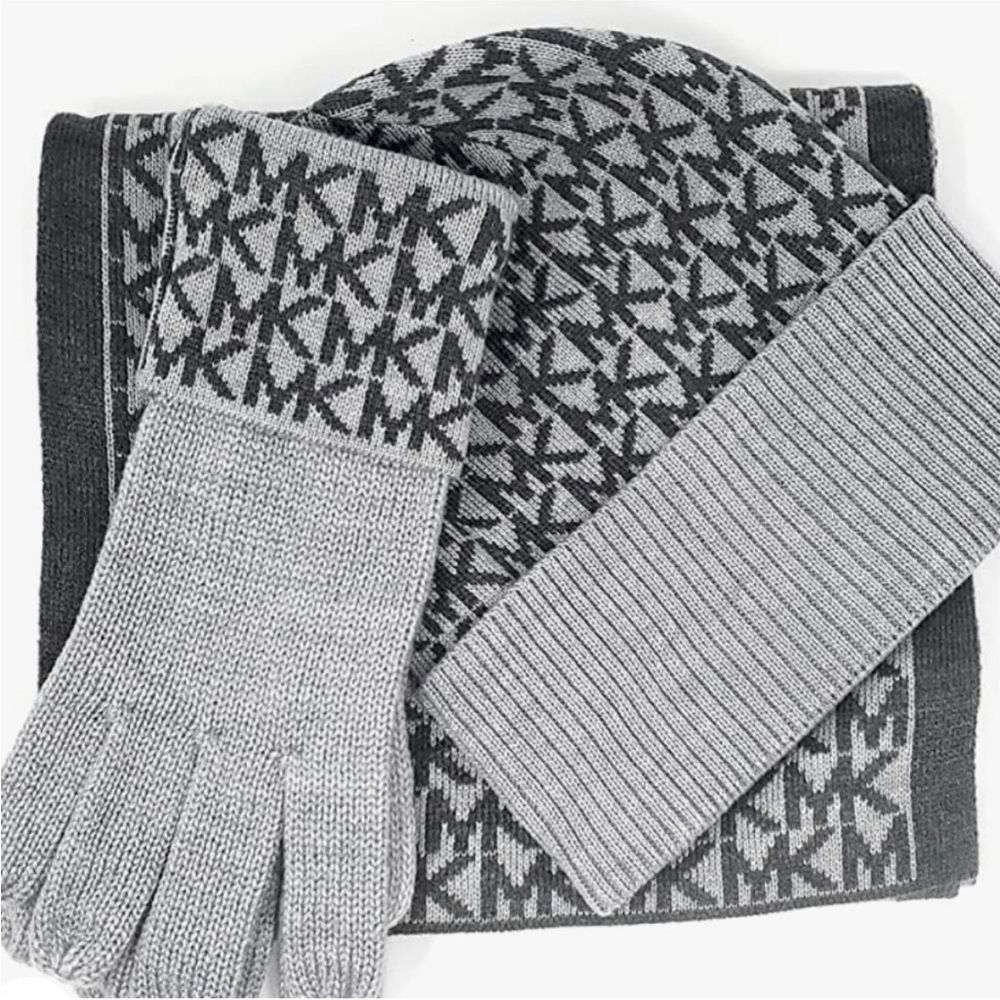 Michael Kors Gray Monogram Knit 2 Piece Scarf Hat Set